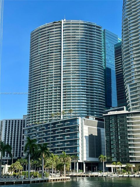 200 Biscayne Boulevard Way 3303 Miami FL 33131