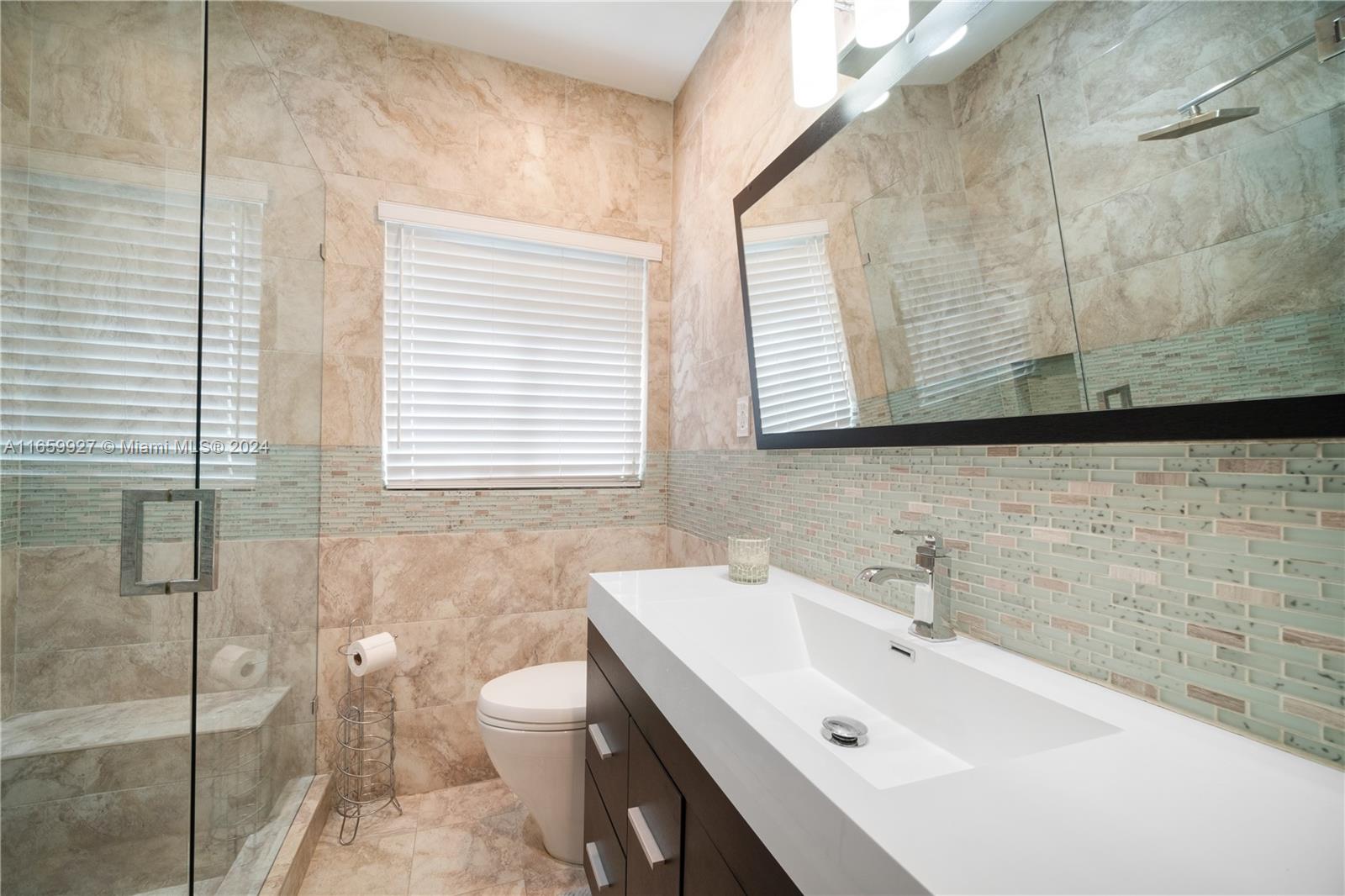 BRICKELL ESTATES - Residential Lease