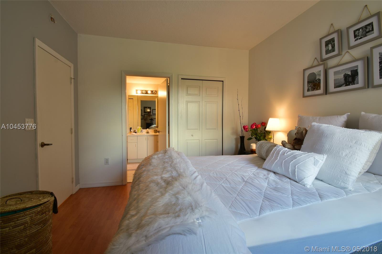 THE COURTS AT DORAL ISLES - Residential Lease