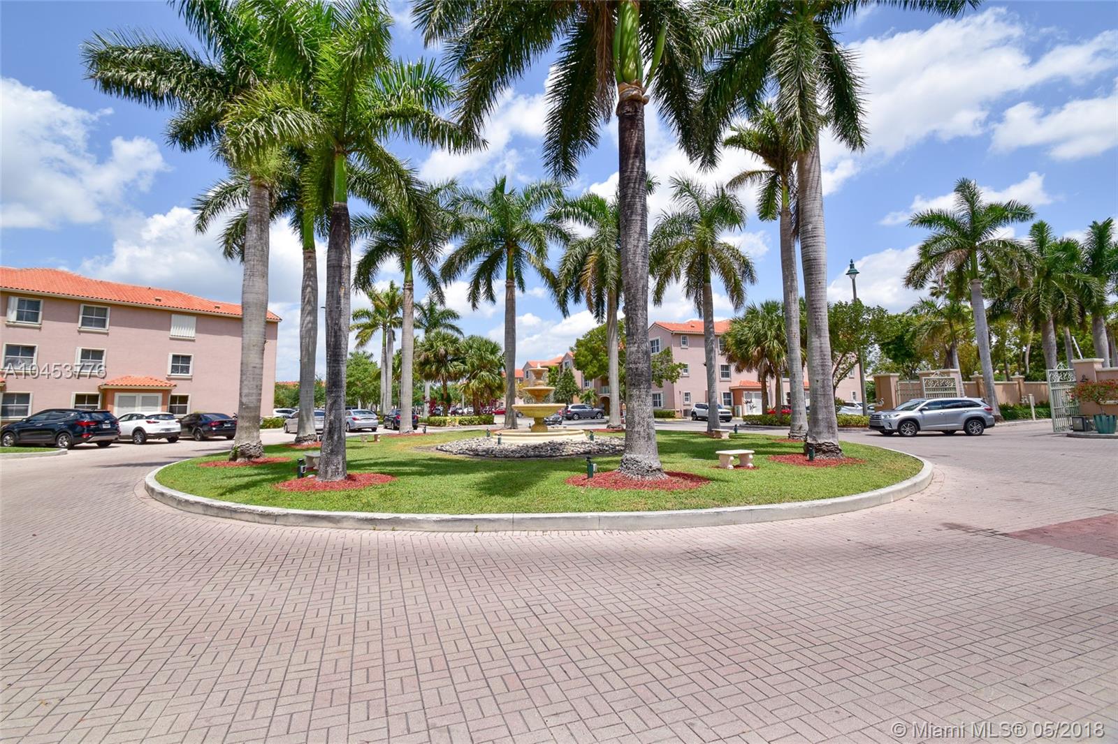 THE COURTS AT DORAL ISLES - Residential Lease