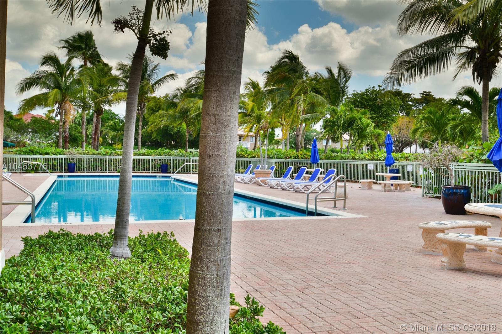 THE COURTS AT DORAL ISLES - Residential Lease