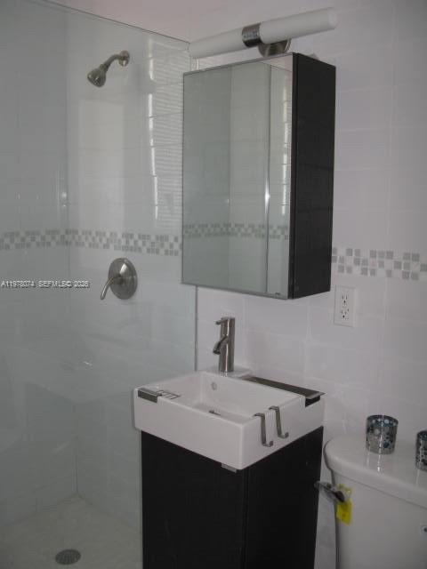 THE CORONET CONDO - Residential Lease