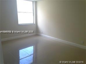 2935 NE 163rd St 4O