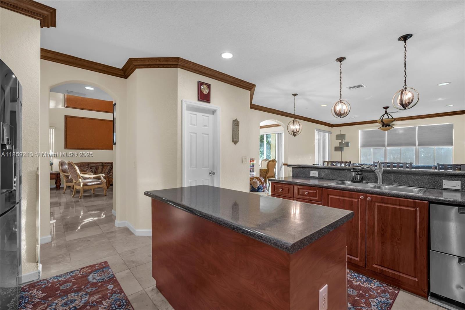 BLACK DIAMOND PH 1 - Residential