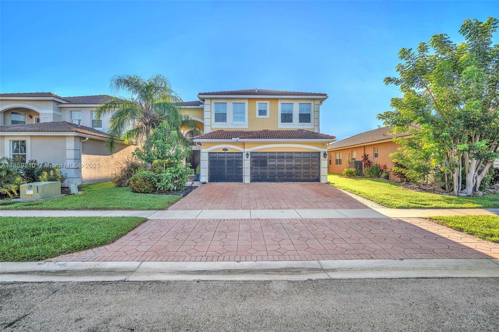 BLACK DIAMOND PH 1 - Residential