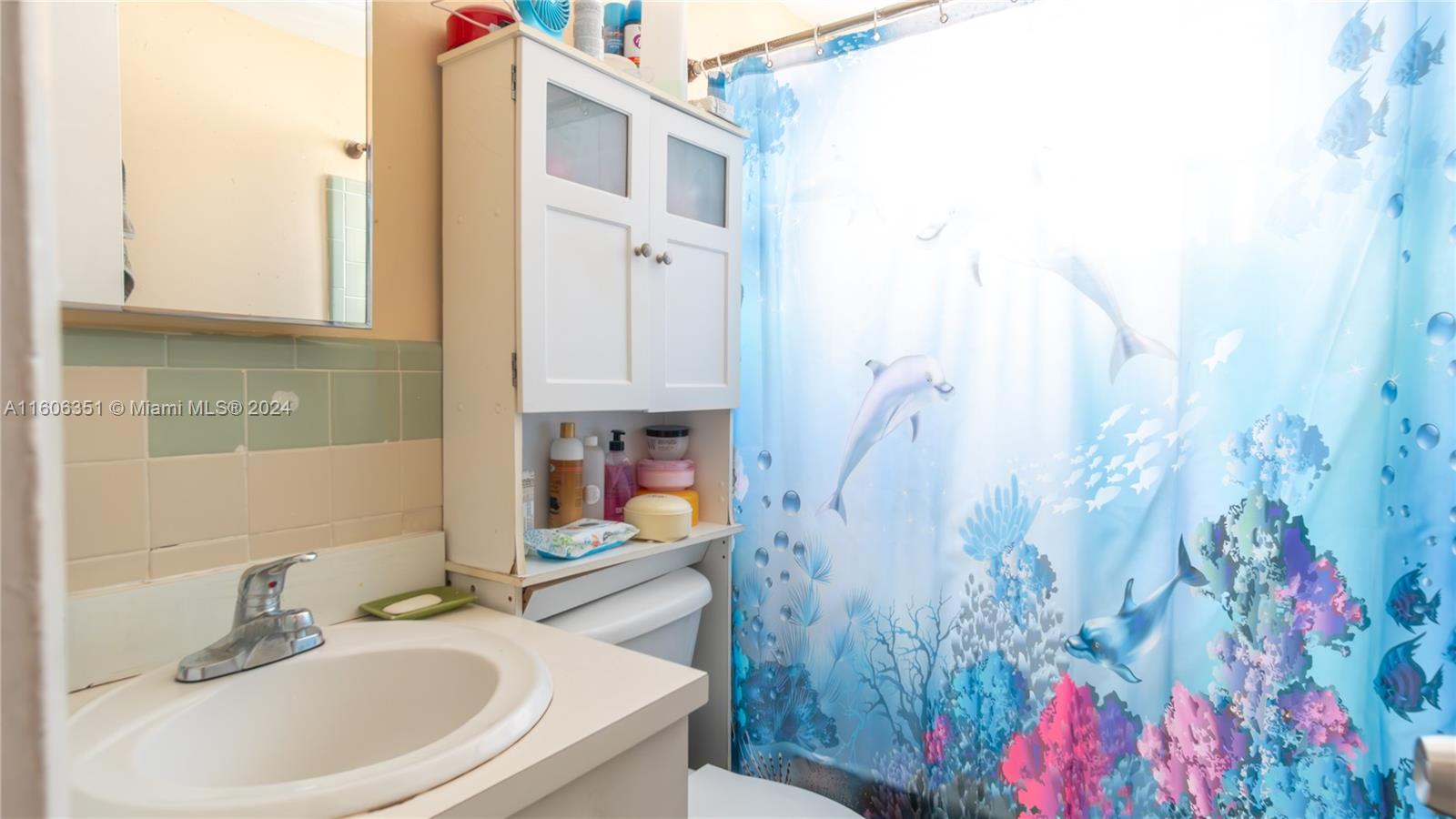 HIALEAH 7TH ADD - Residential Income