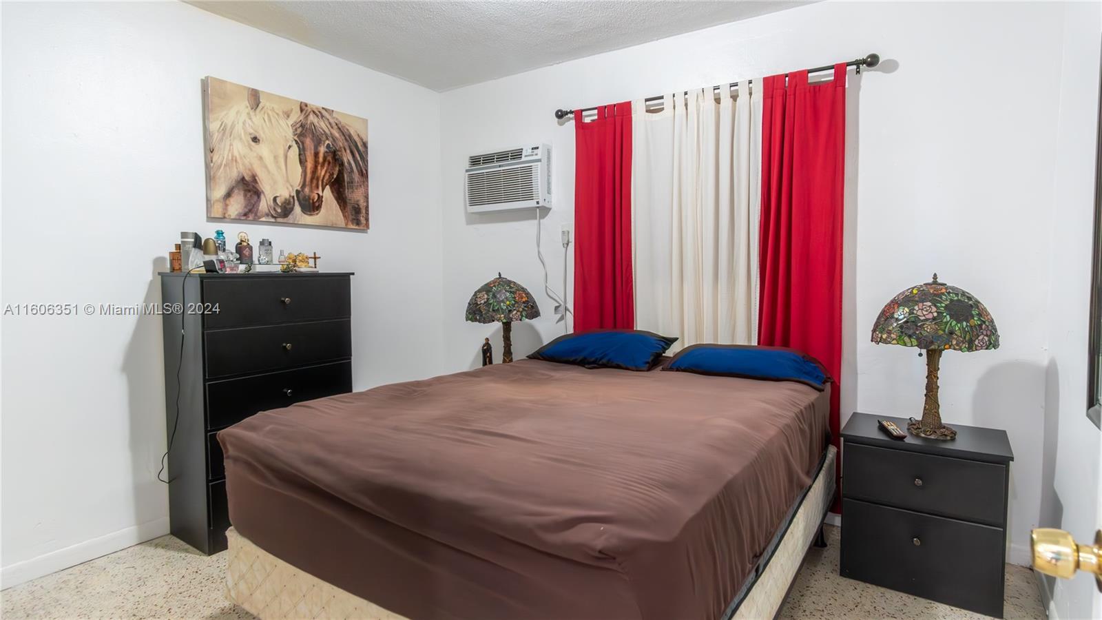 HIALEAH 7TH ADD - Residential Income