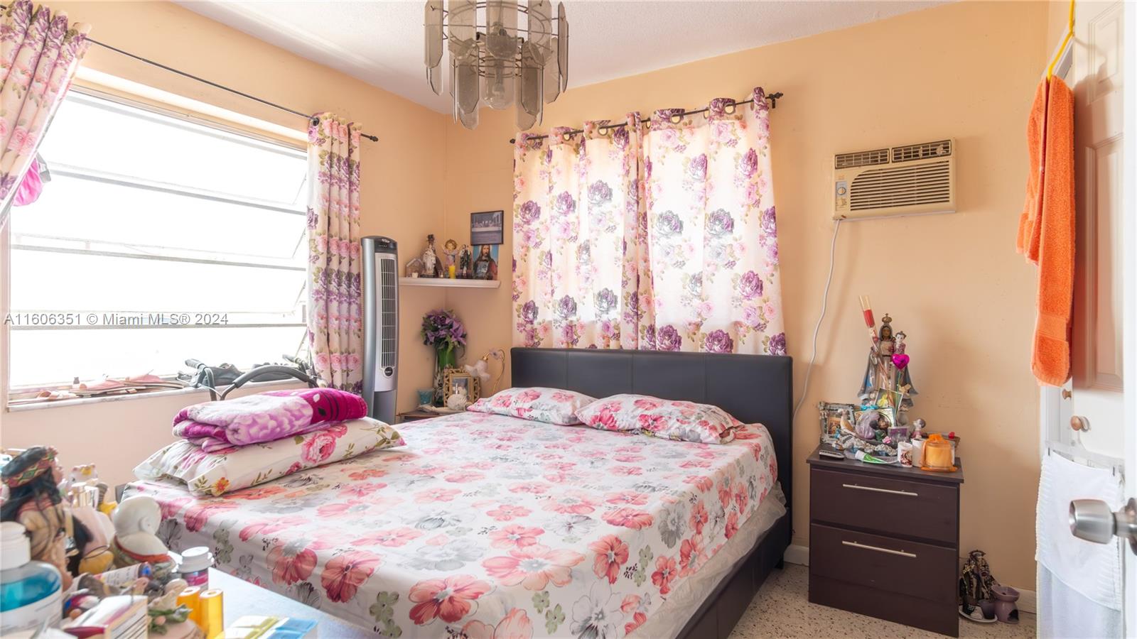 HIALEAH 7TH ADD - Residential Income