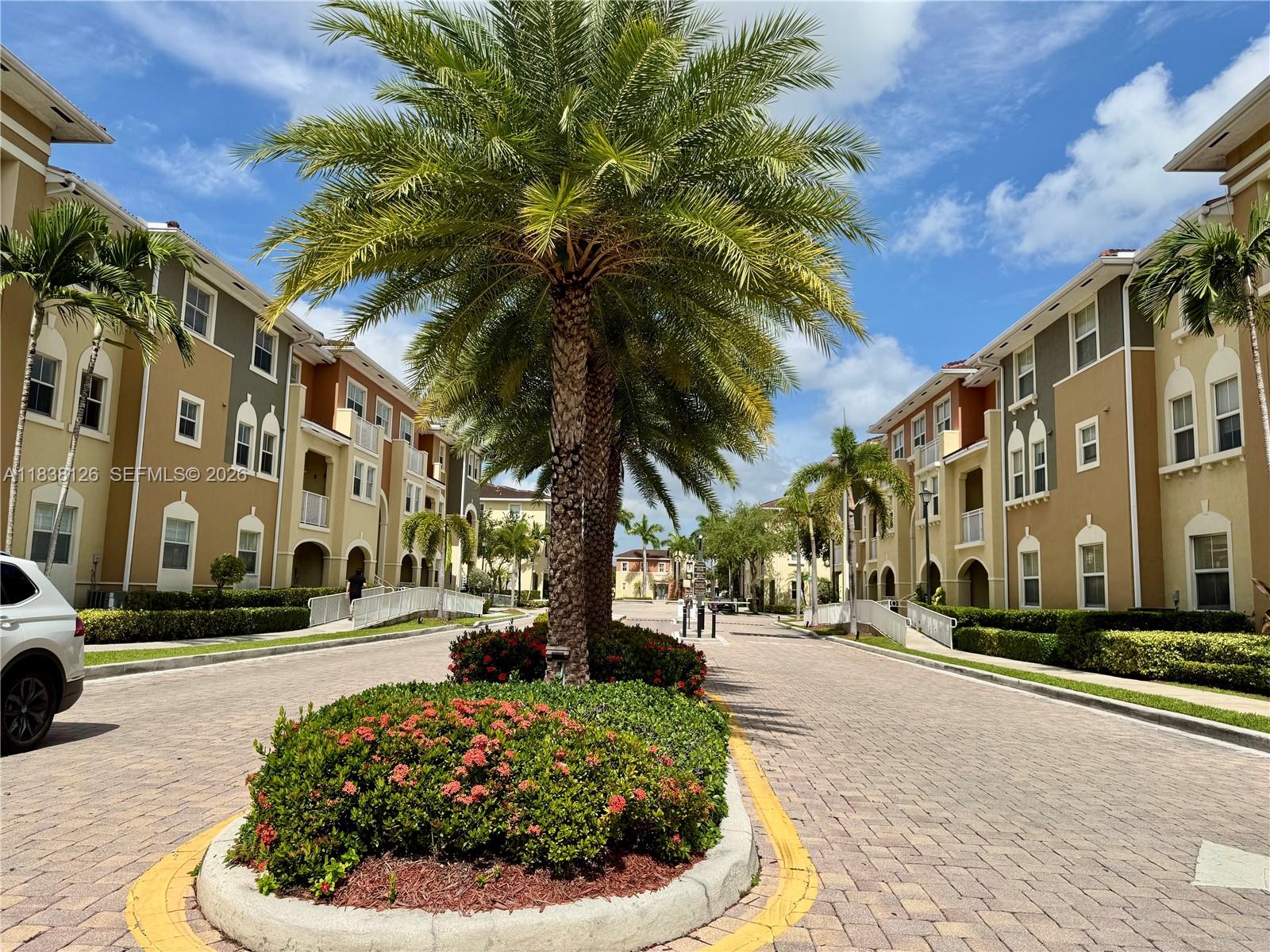 CORONADO AT DORAL BUILD 10 - Residential