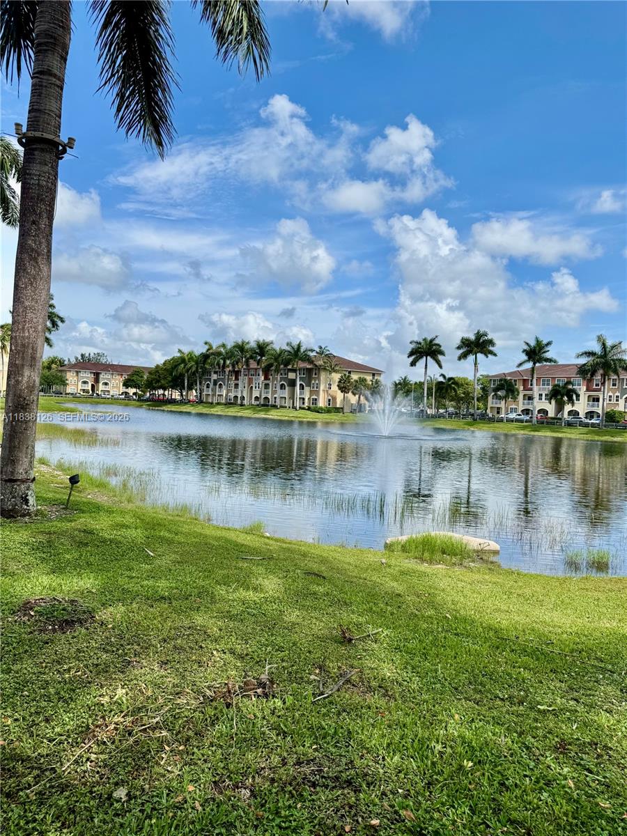 CORONADO AT DORAL BUILD 10 - Residential