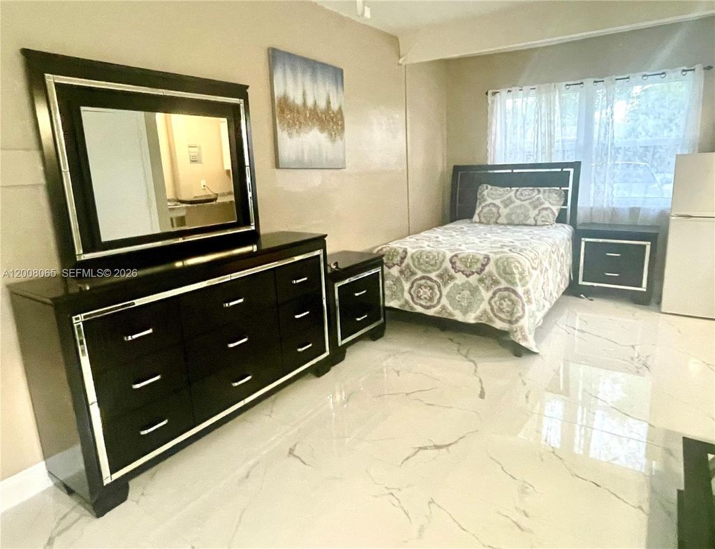 Photo of 1537 NE 30th Ct #0, Pompano Beach, FL 33064 (MLS # A12008065)