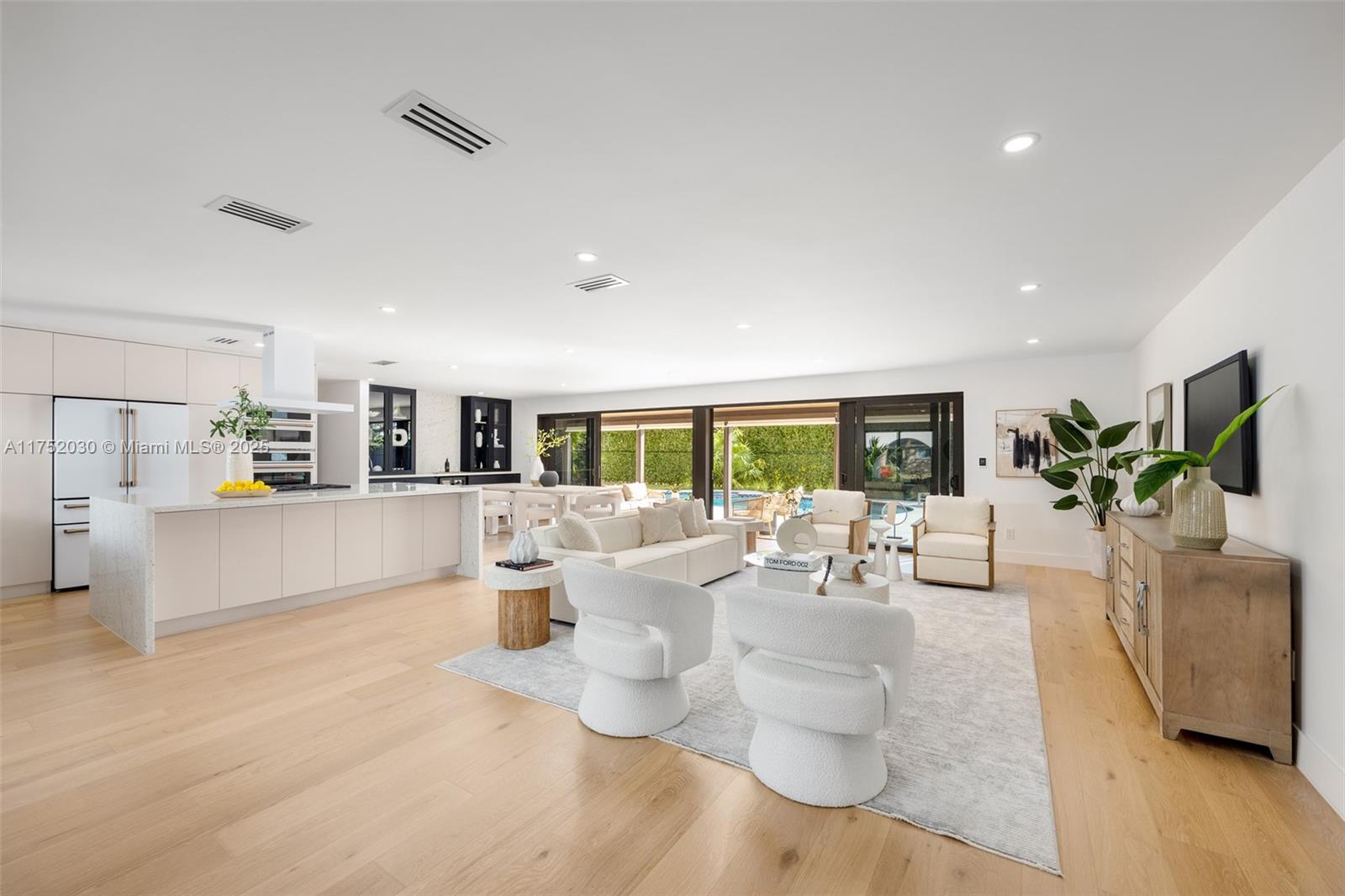 PINE SHORE SEC 3 - Residential