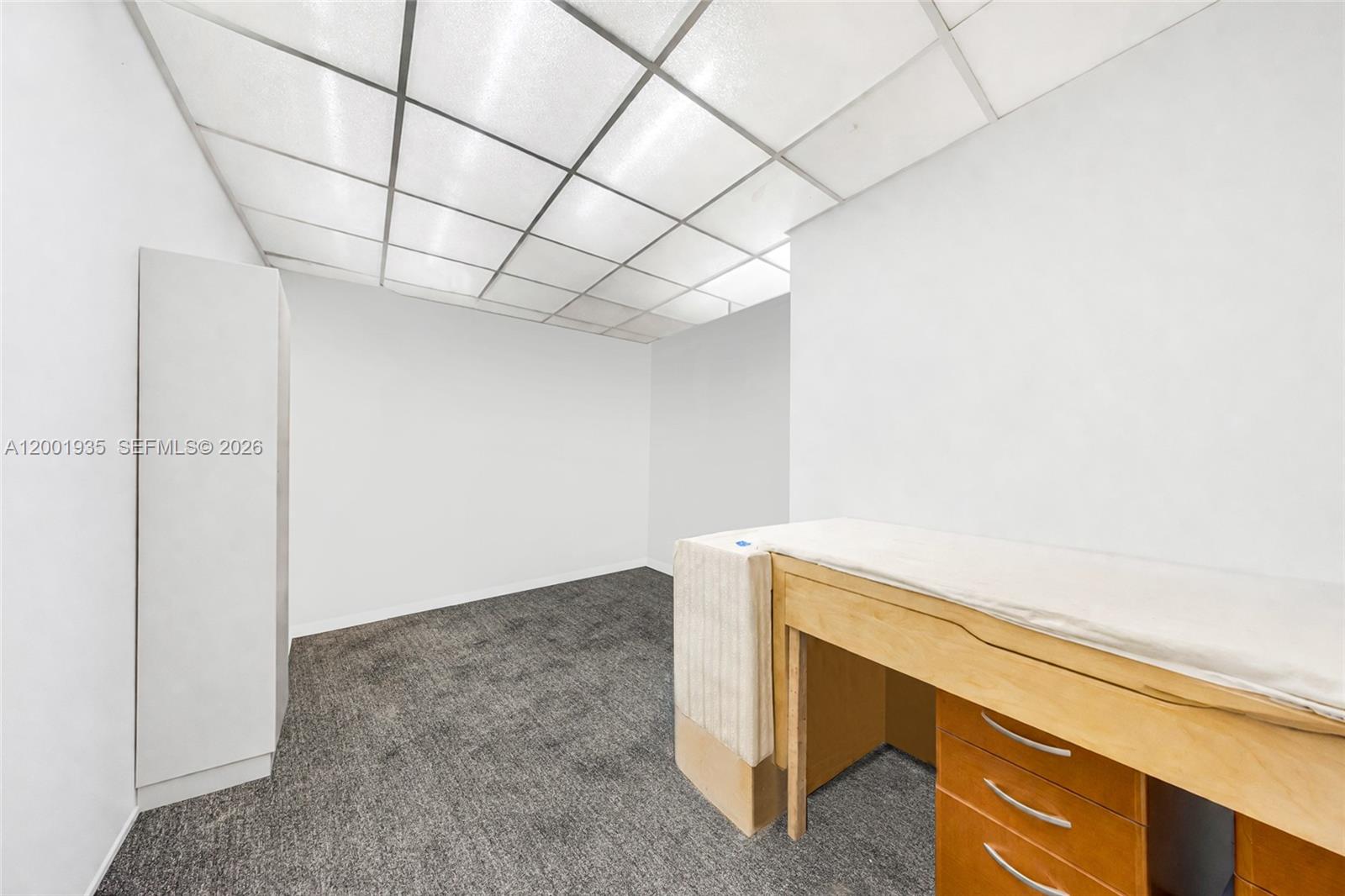 5401 Collins Ave CU-9