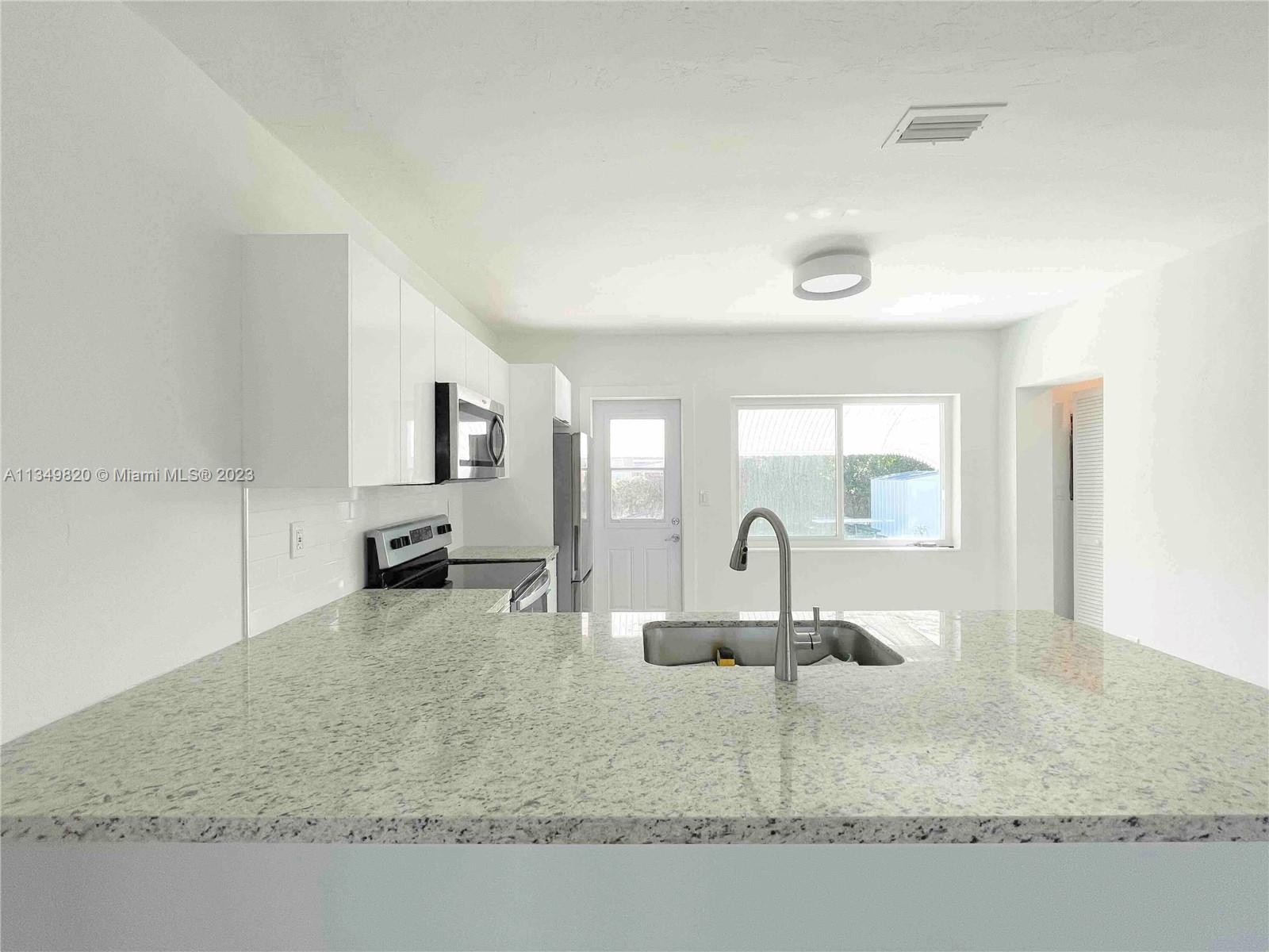 FULFORD HOMES - Residential Lease