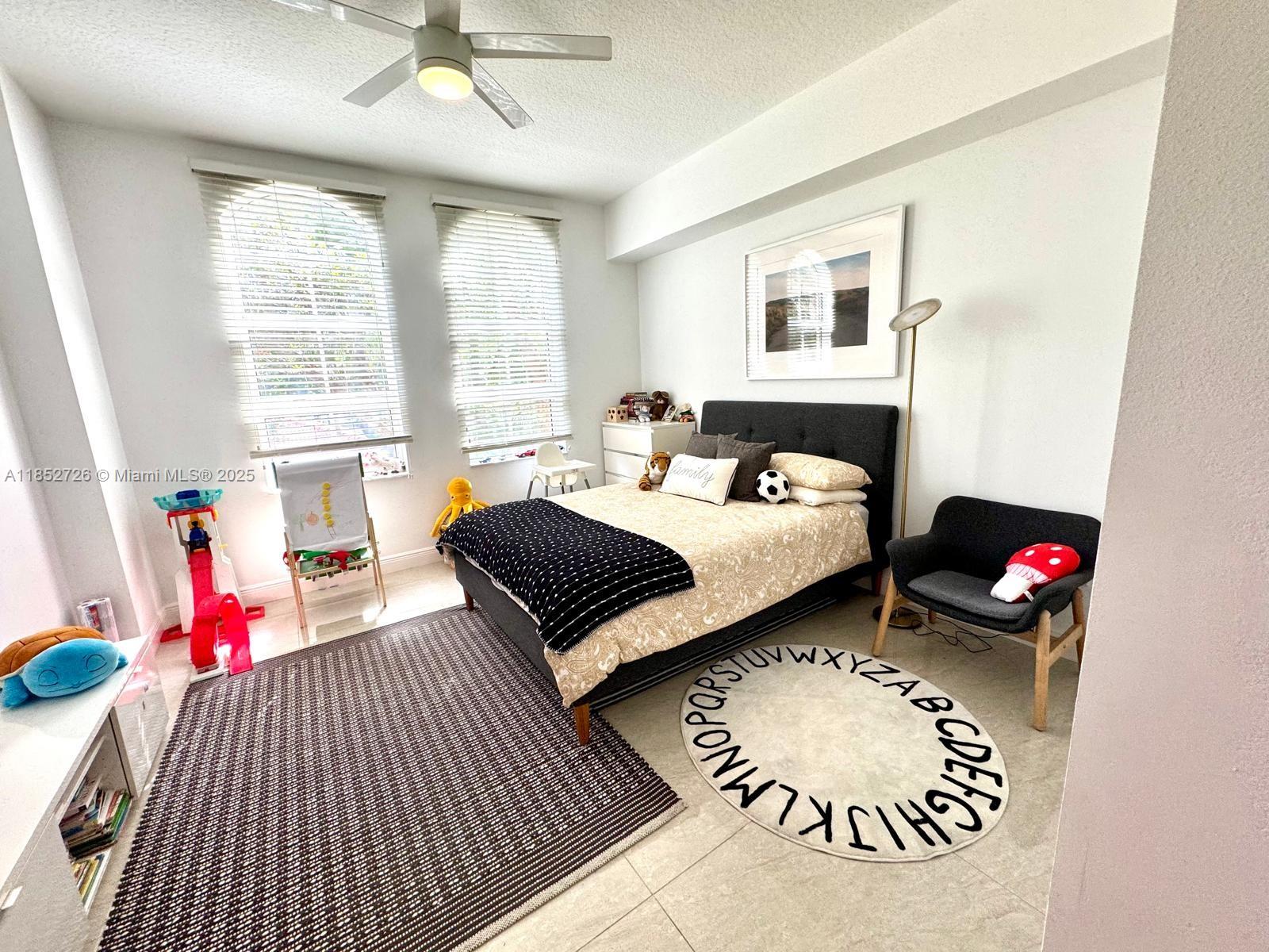 ALAQUA CONDO - Residential