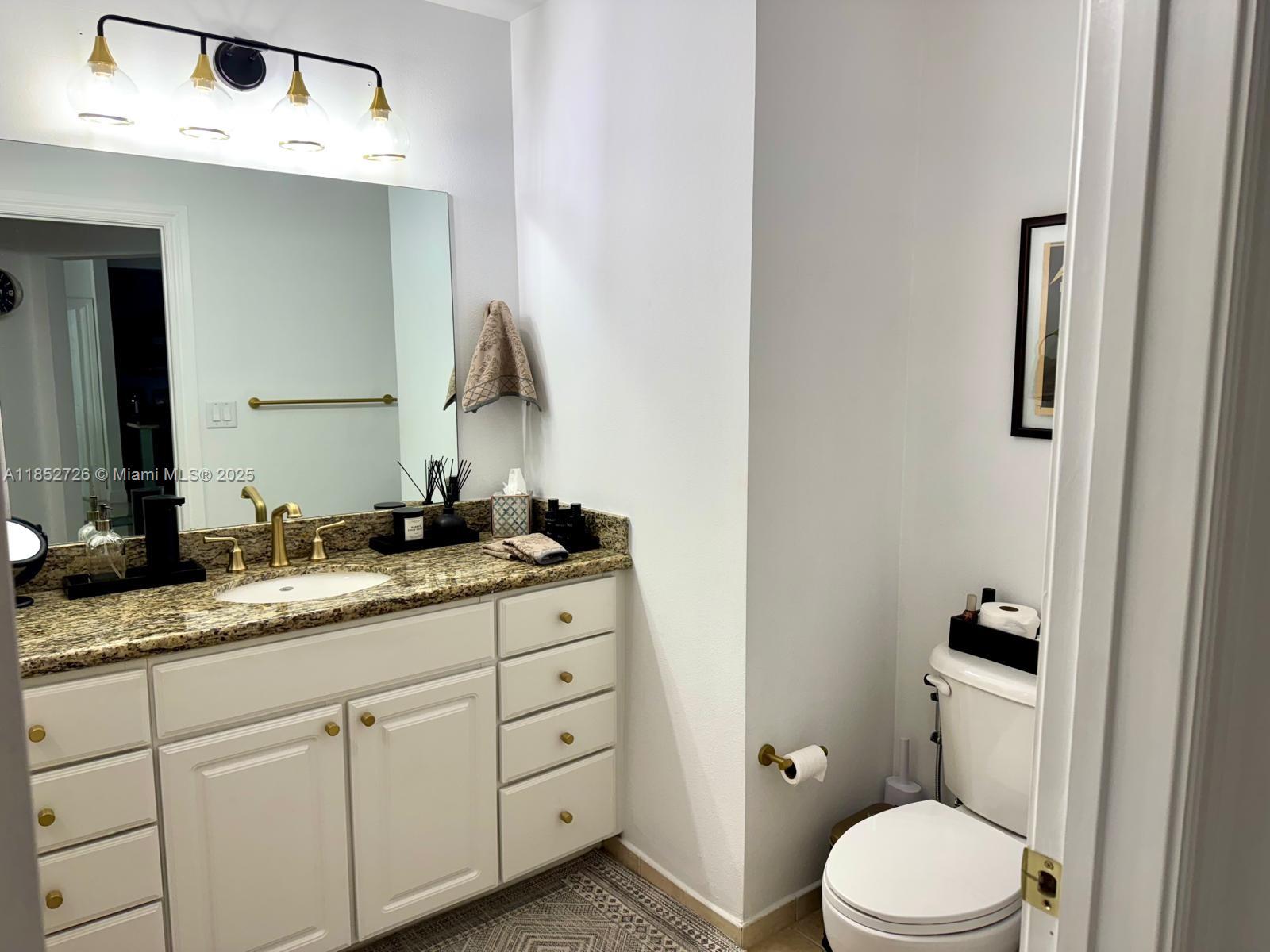 ALAQUA CONDO - Residential