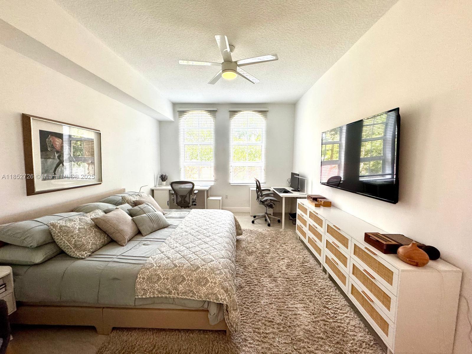 ALAQUA CONDO - Residential