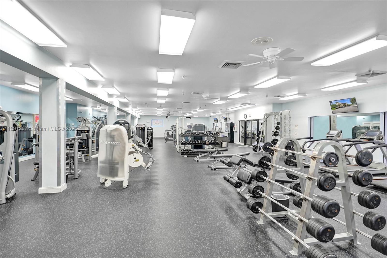 PORTOFINO VILLAGE 1-B CON - Residential