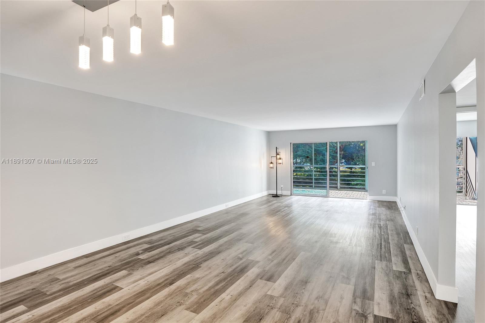 PORTOFINO VILLAGE 1-B CON - Residential