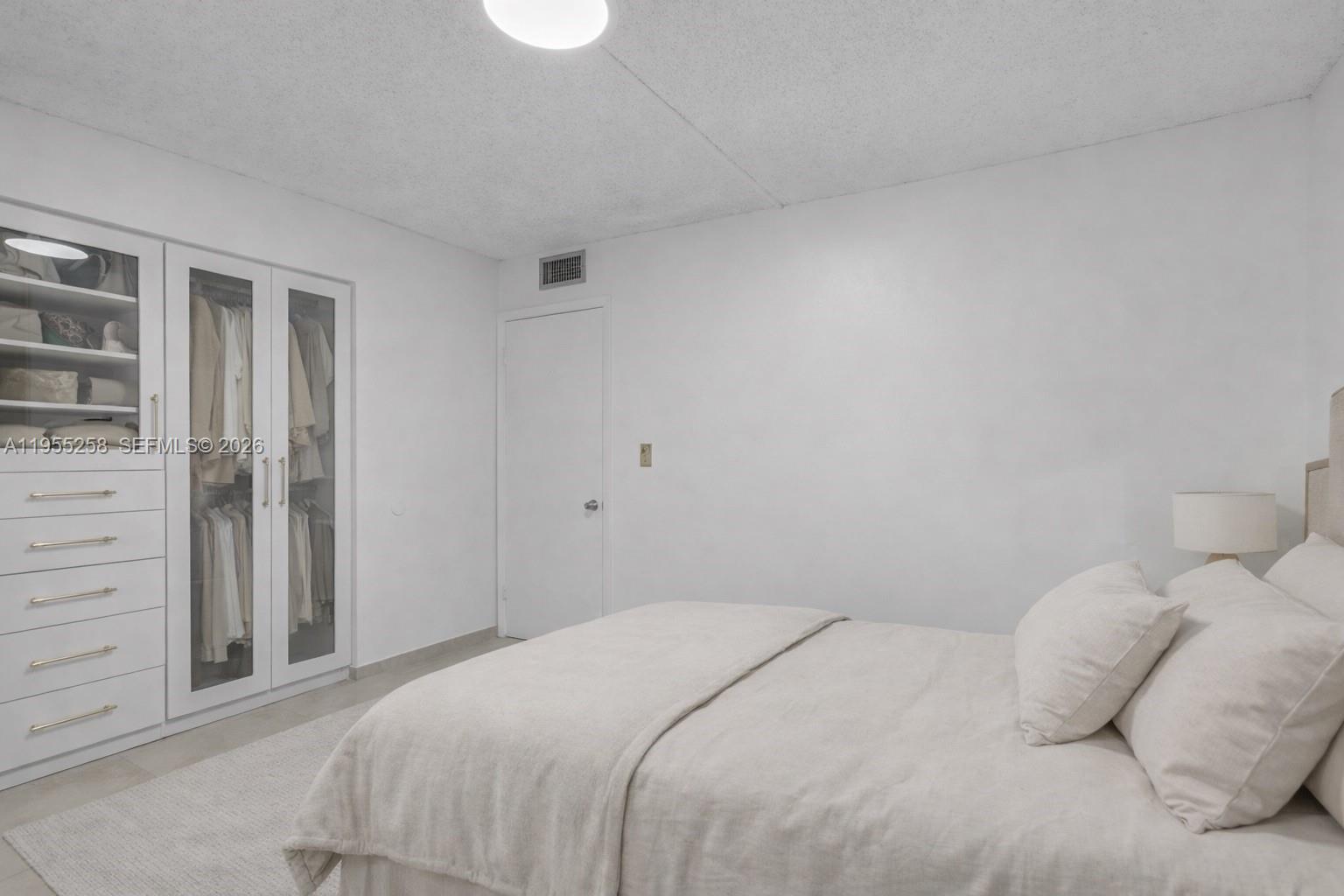 EDEN POINT NORTH CONDO - Residential