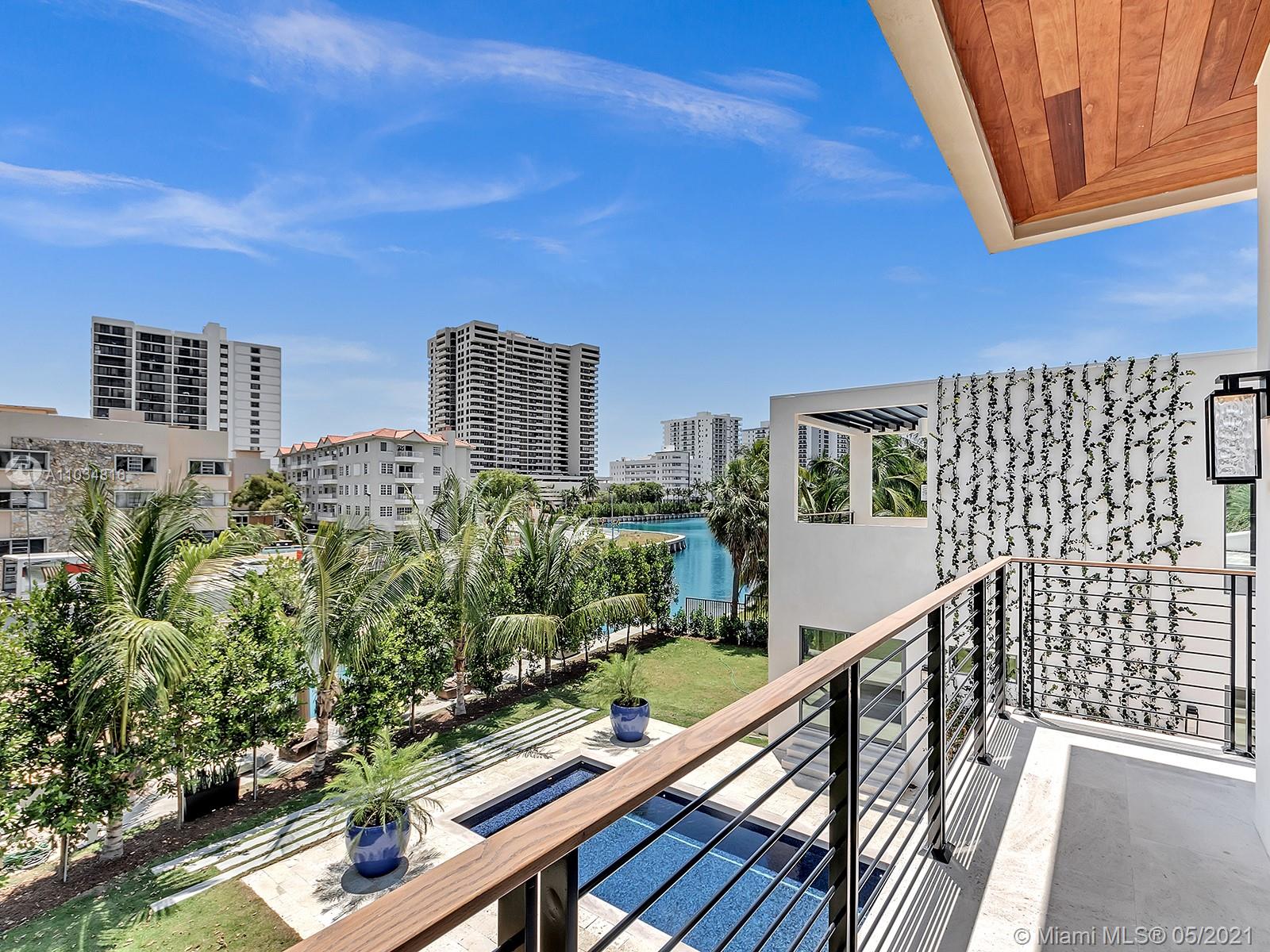 FLAMINGO TERRACE SUB - Residential