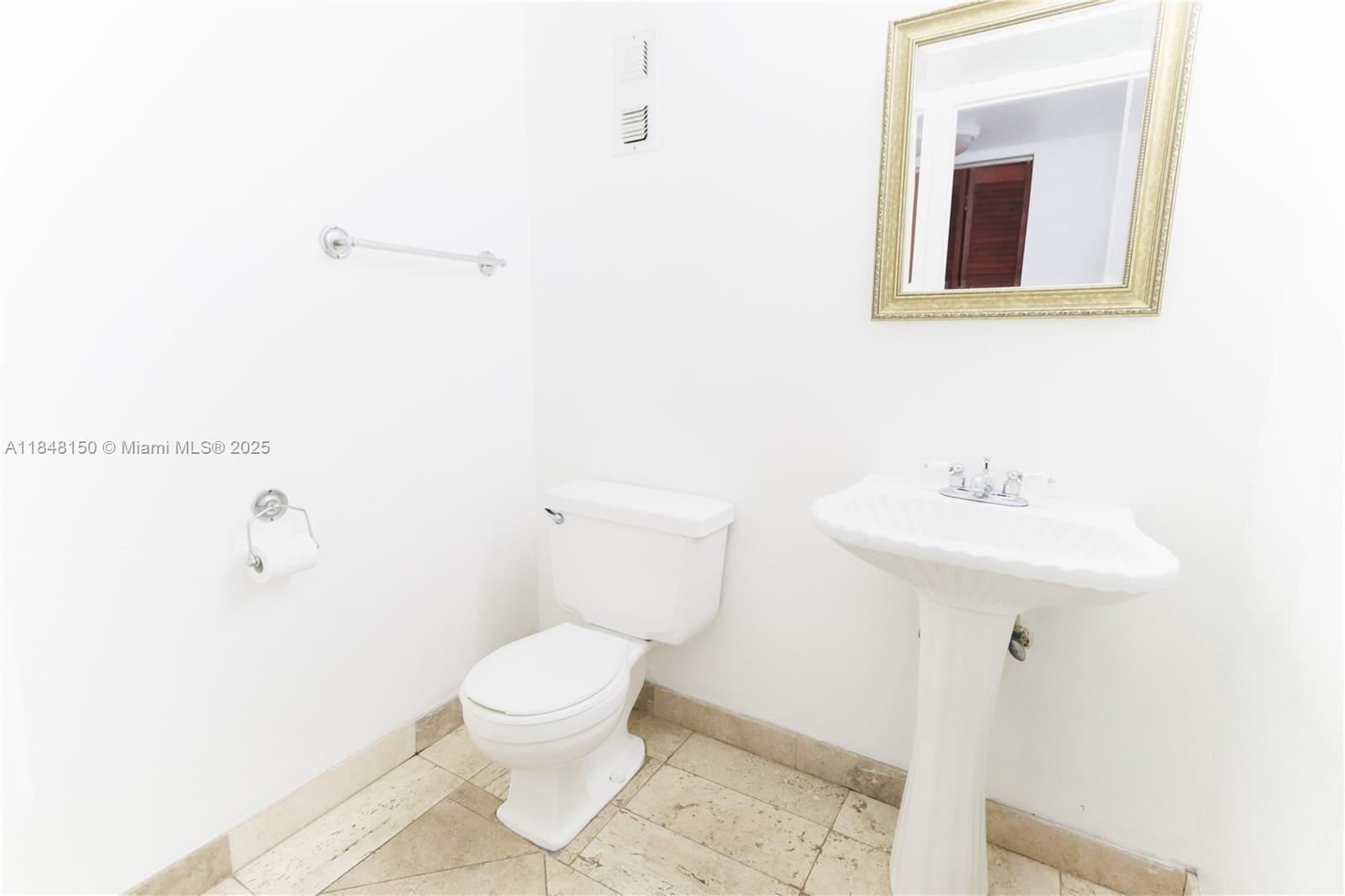 STANTON HOUSE CONDO - Residential