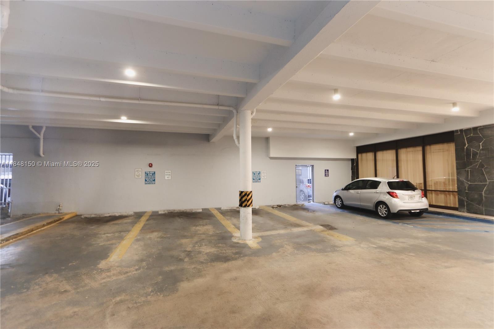 STANTON HOUSE CONDO - Residential