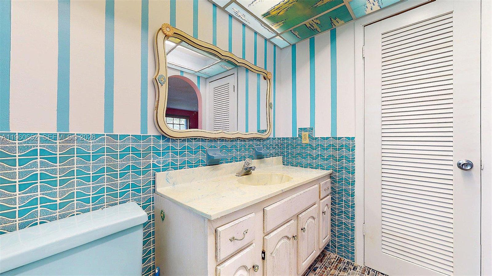 UNNICOPORATE - Residential