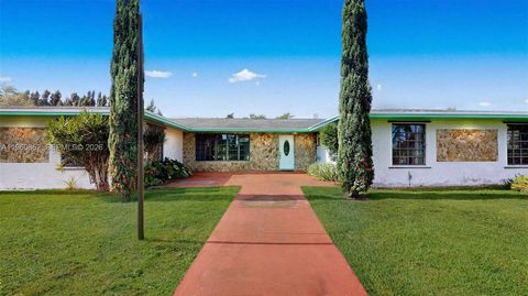 Photo of 31300 SW 192nd Ave, Homestead, FL 33030 (MLS # A11960652)