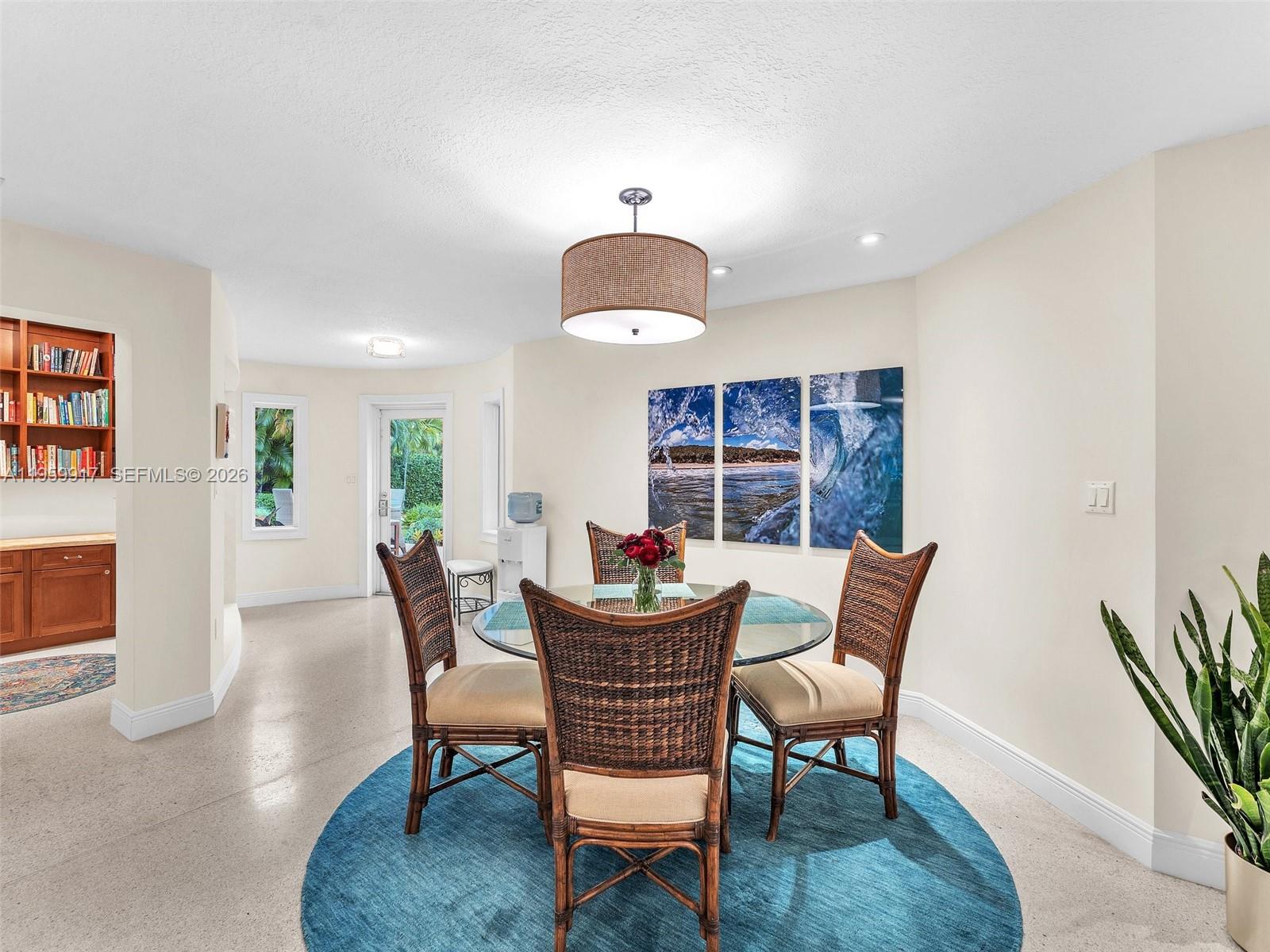 HOLLYWOOD LAKES SECTION - Residential