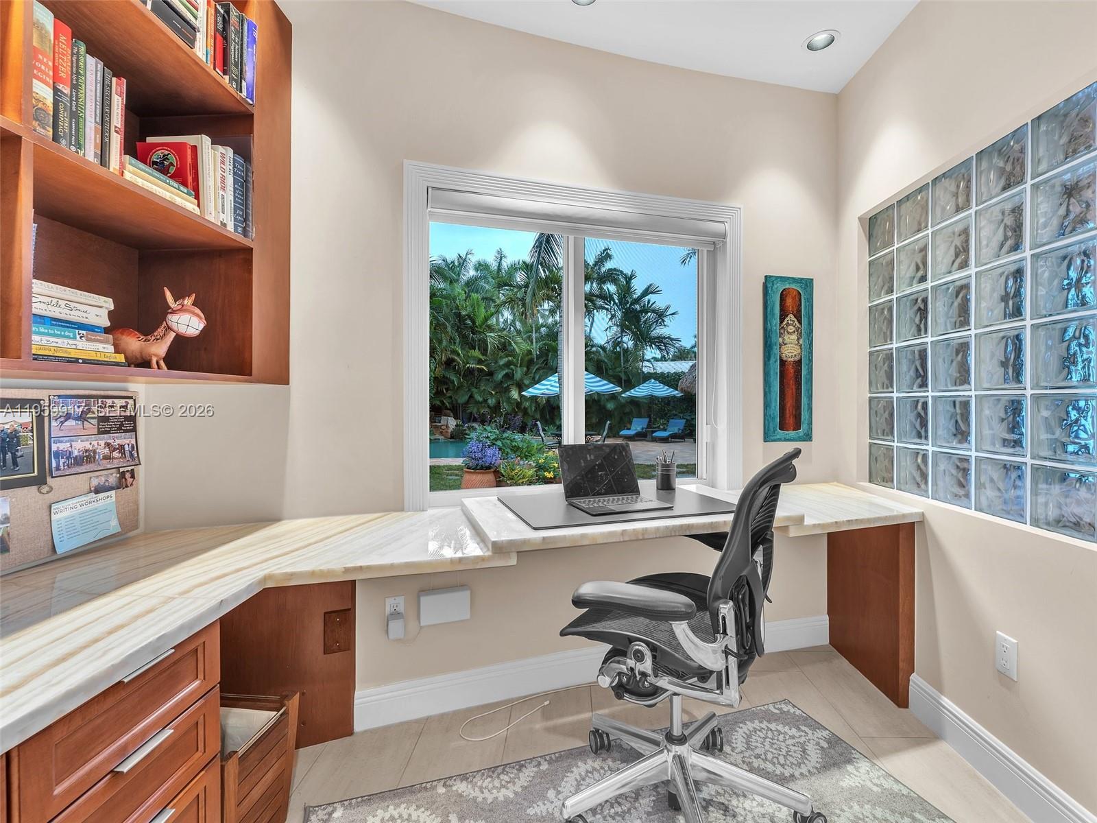 HOLLYWOOD LAKES SECTION - Residential