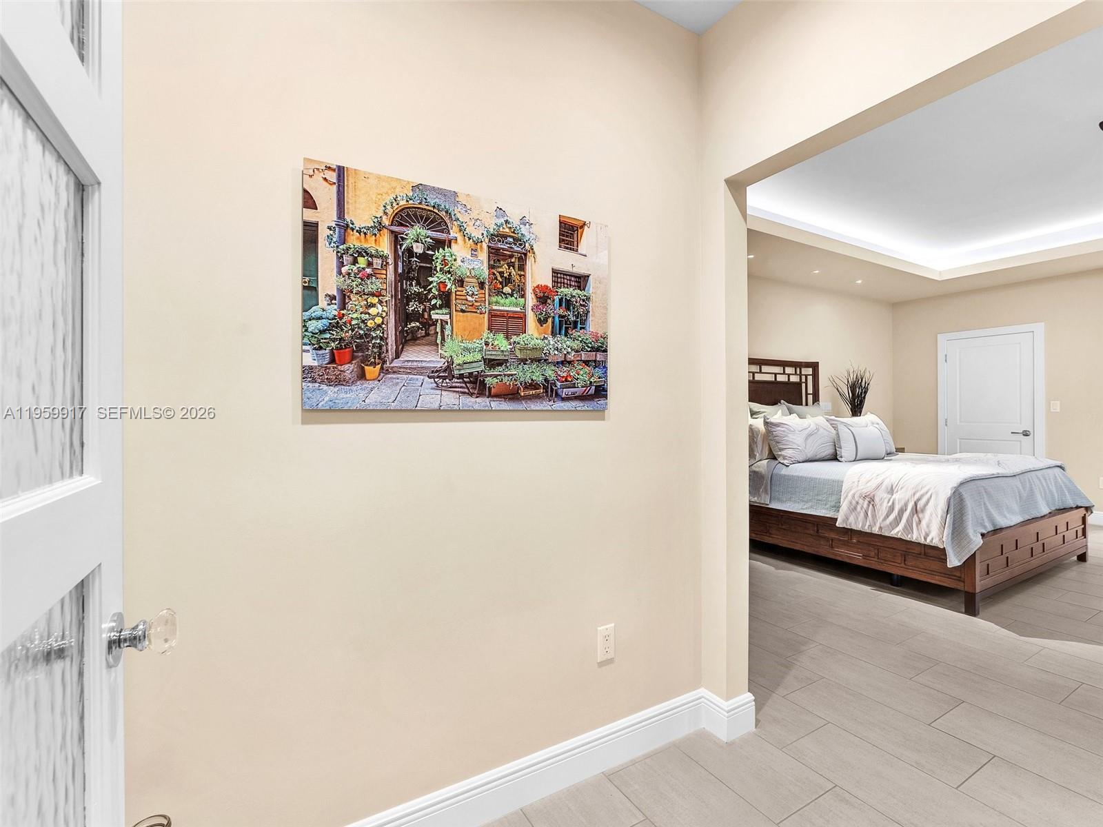 HOLLYWOOD LAKES SECTION - Residential