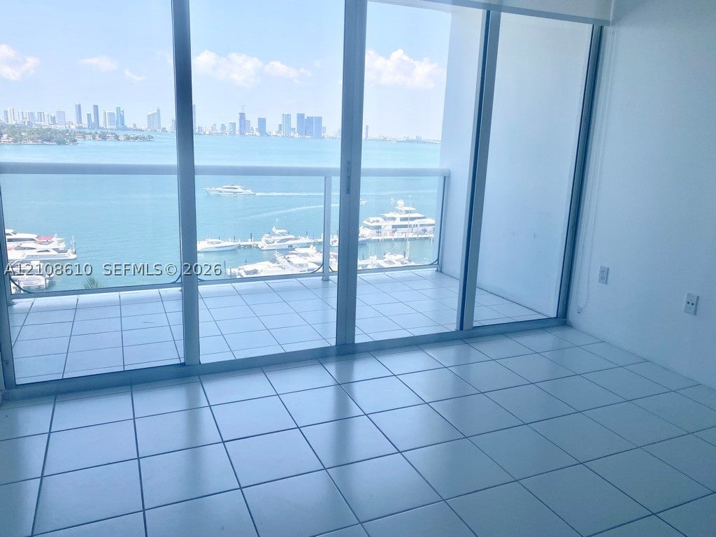 1900 Sunset Harbour Dr 1210
