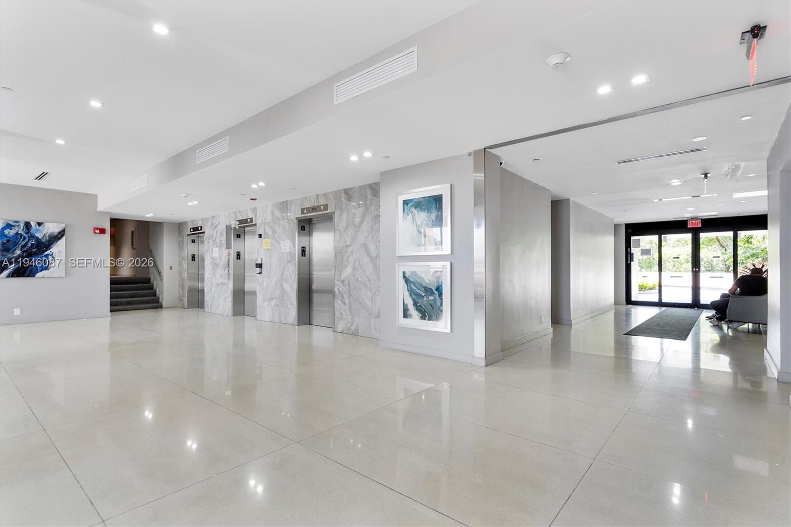 CORONADO CONDO- TOWER II - Residential