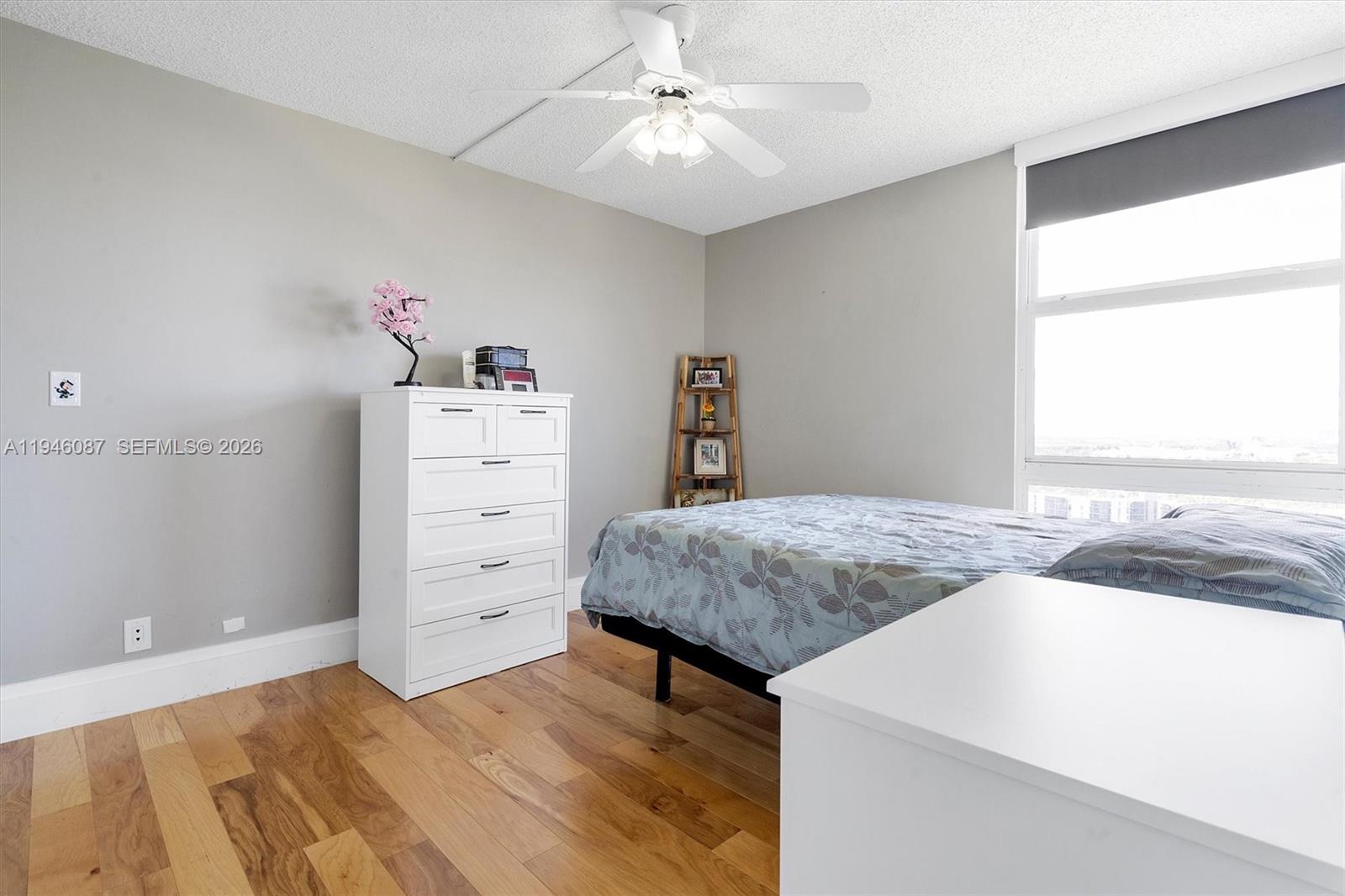 CORONADO CONDO- TOWER II - Residential