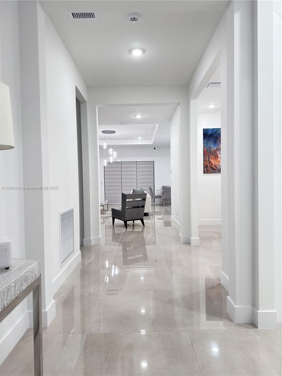 CRESSWIND PALM BEACH - Residential