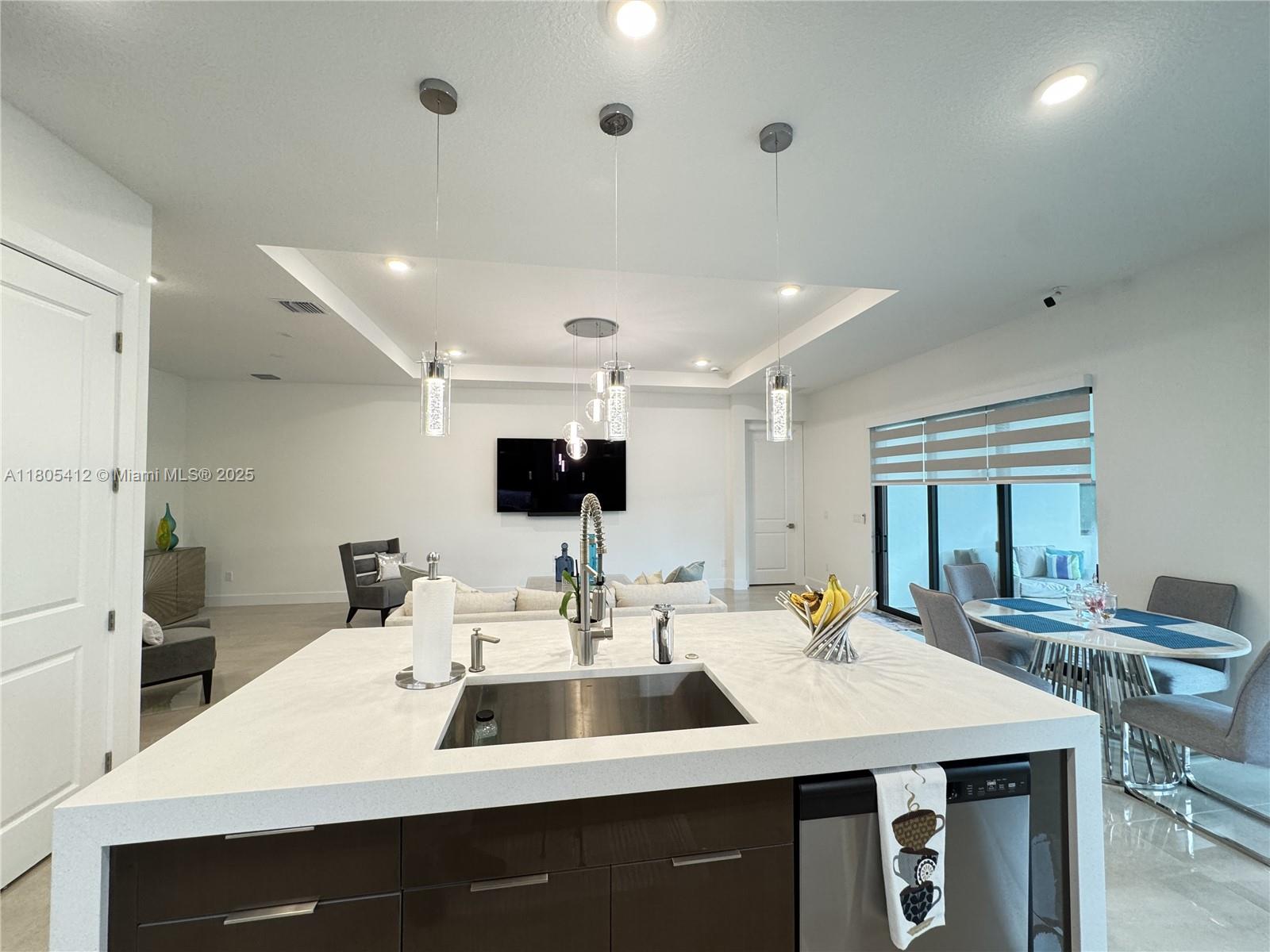 CRESSWIND PALM BEACH - Residential