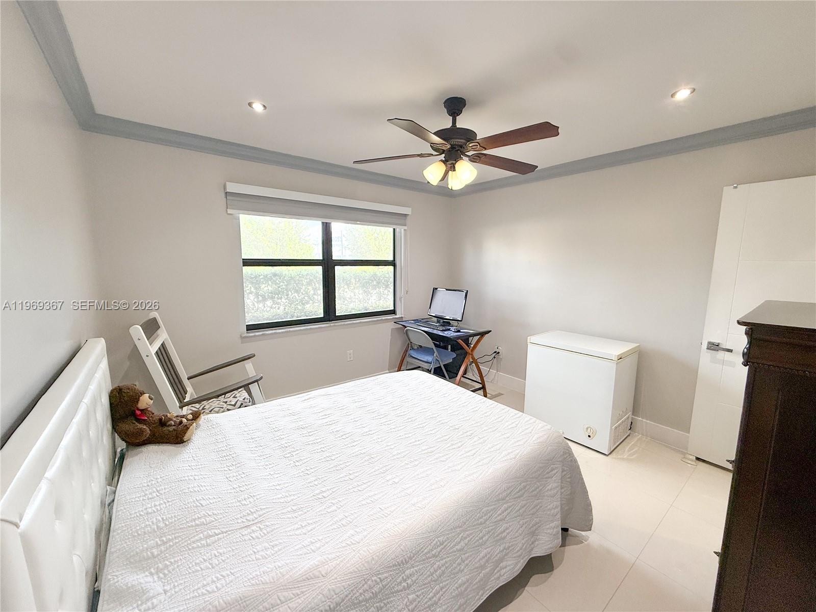 KENDALL WALK - Residential Lease