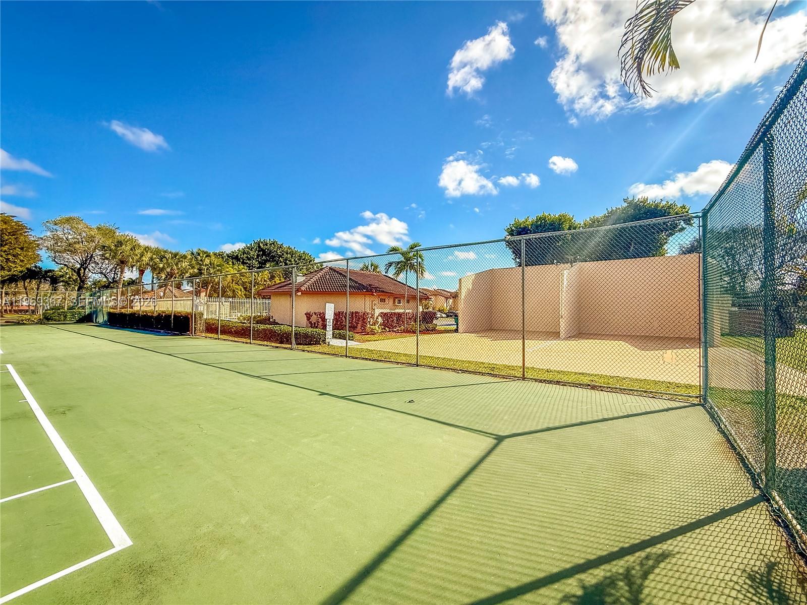 KENDALL WALK - Residential Lease