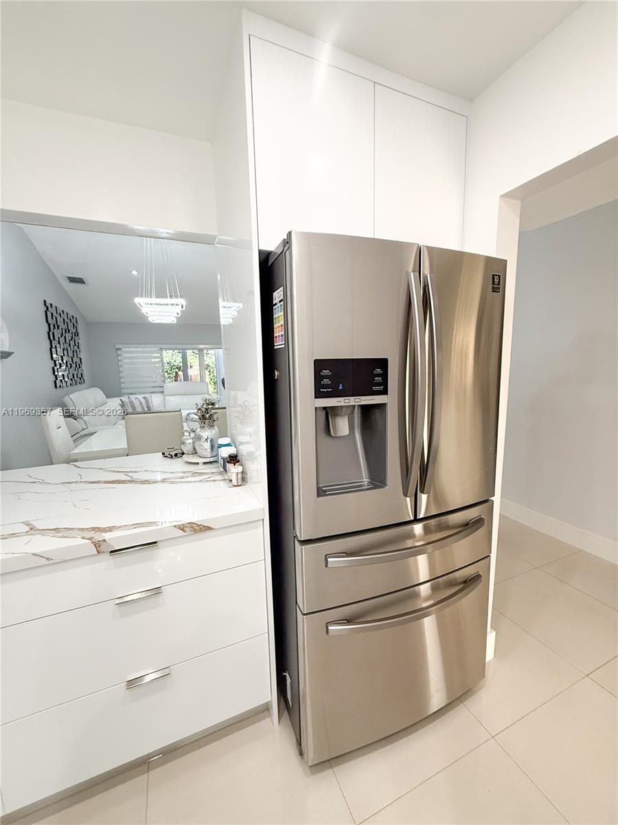 KENDALL WALK - Residential Lease