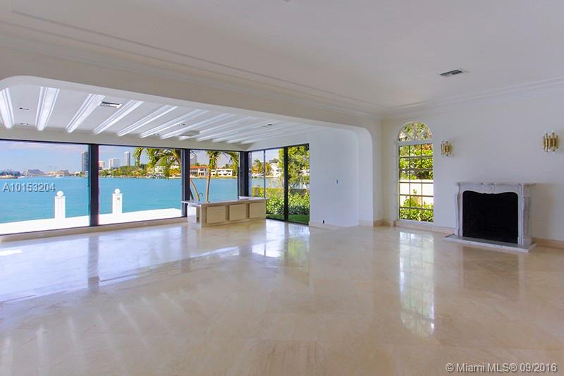 San Marino Island - Residential