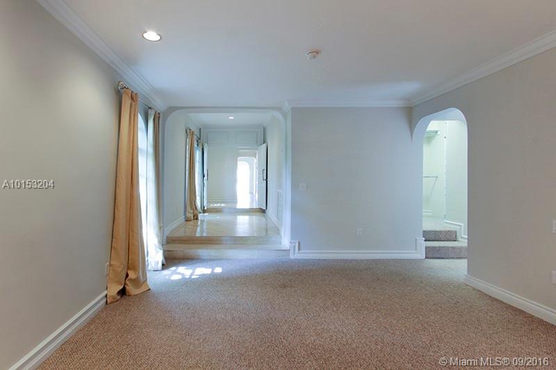 San Marino Island - Residential