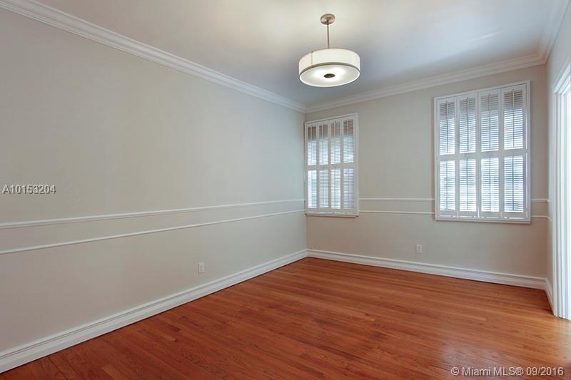 San Marino Island - Residential