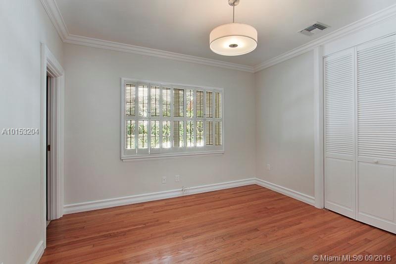 San Marino Island - Residential