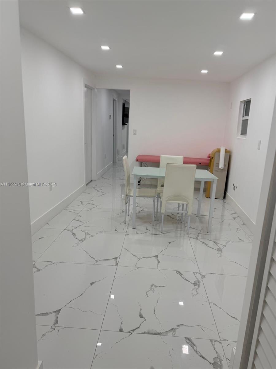 ROOSEVELT PARK - Residential