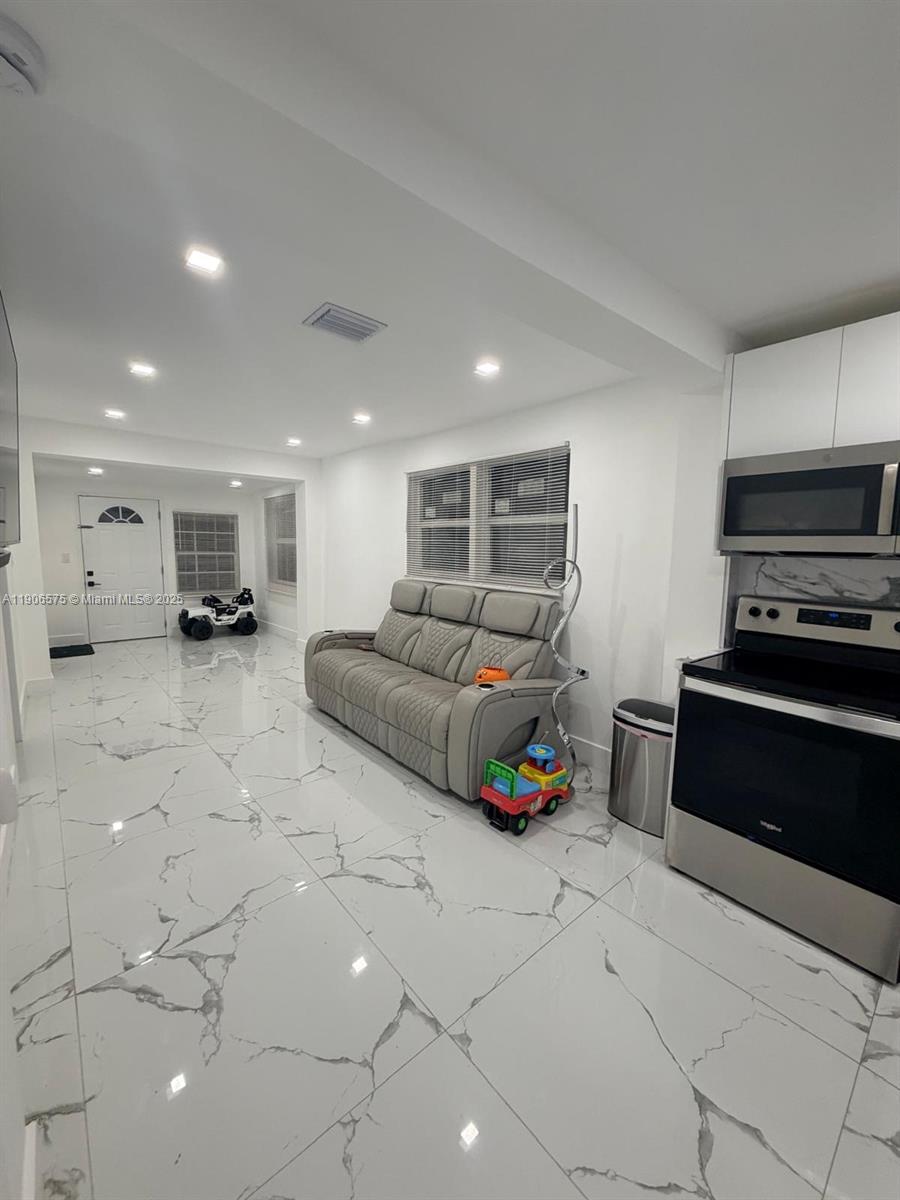 ROOSEVELT PARK - Residential