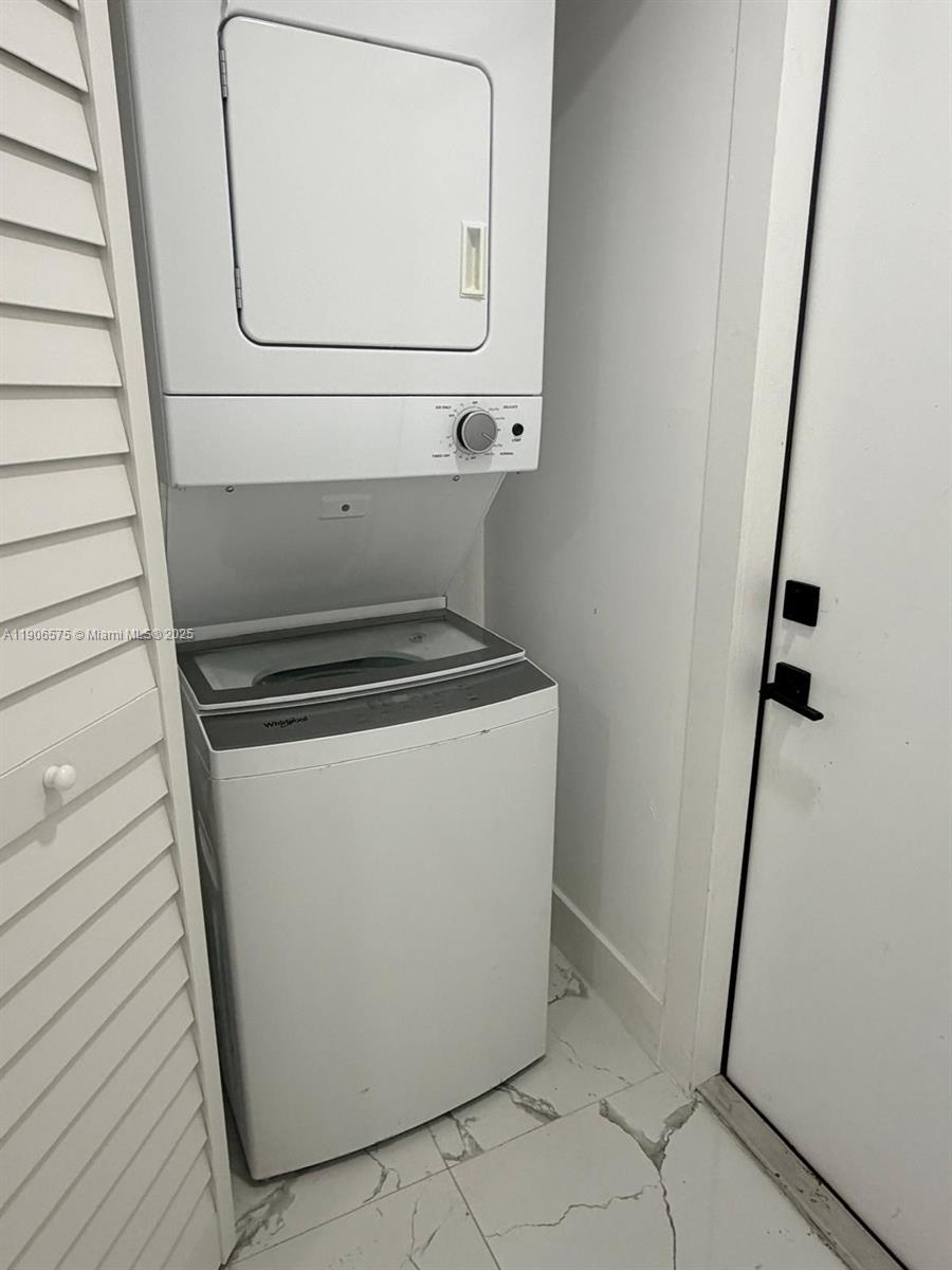 ROOSEVELT PARK - Residential