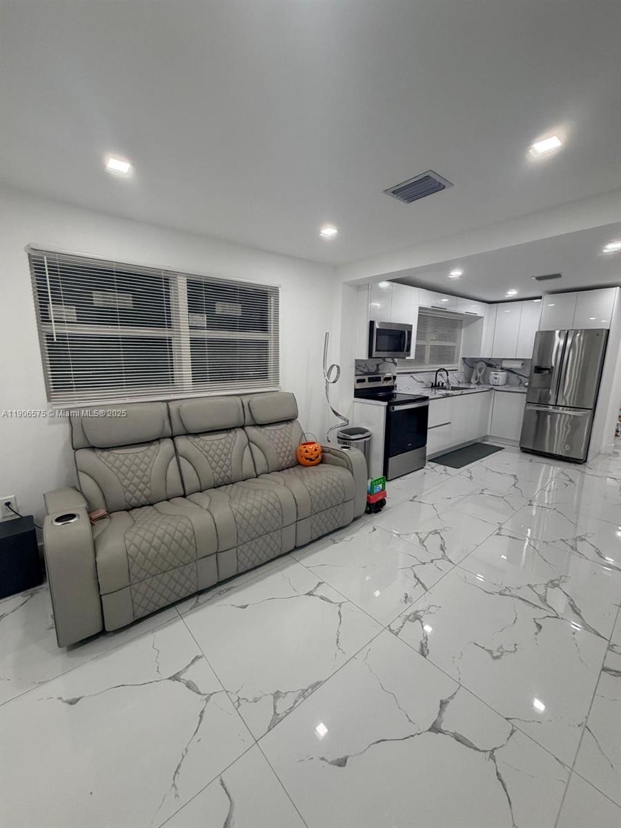 ROOSEVELT PARK - Residential