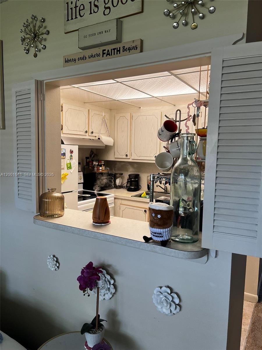 MANSFIELD AT CENTURY VILL - Residential