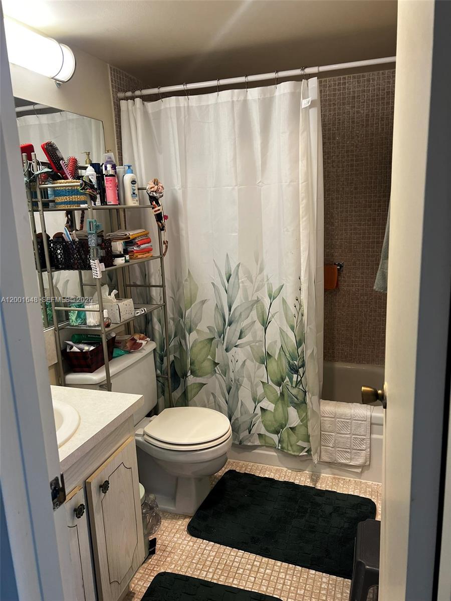 MANSFIELD AT CENTURY VILL - Residential